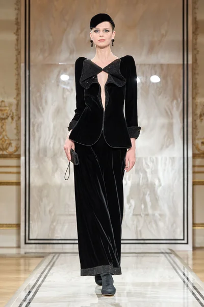 Look 27